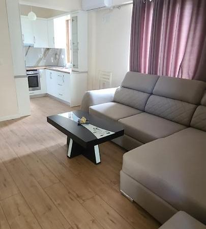 Brand New Apartment Gjirokastër 외부 사진